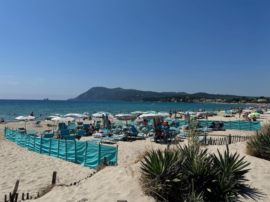 Appart Cosy, Piscine, Clim, Parking Prive - Proche Plage - Arrivee Autonome - Lit Queen Size La Seyne-sur-Mer Bagian luar foto