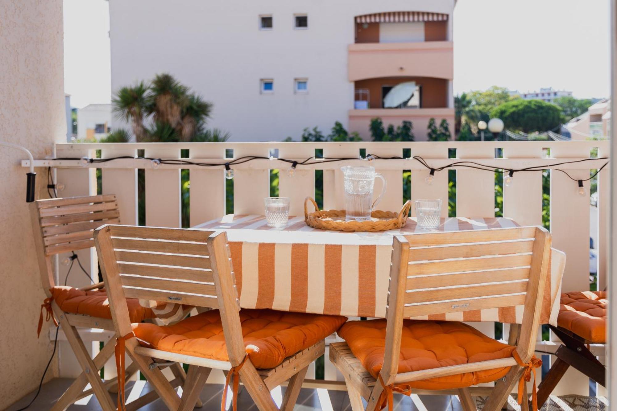 Appart Cosy, Piscine, Clim, Parking Prive - Proche Plage - Arrivee Autonome - Lit Queen Size La Seyne-sur-Mer Bagian luar foto